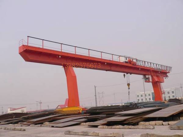 龍門(mén)吊門(mén)式起重機(jī)操作前的**檢查要點(diǎn)有哪些？