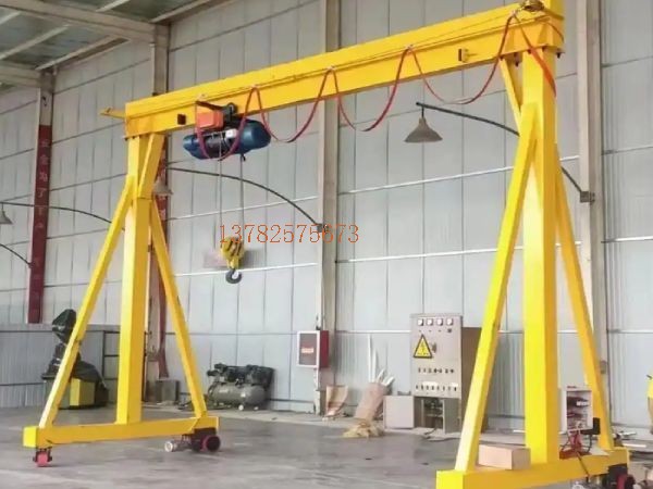 在什么情況下需要對龍門吊門式起重機進行維修和檢修？